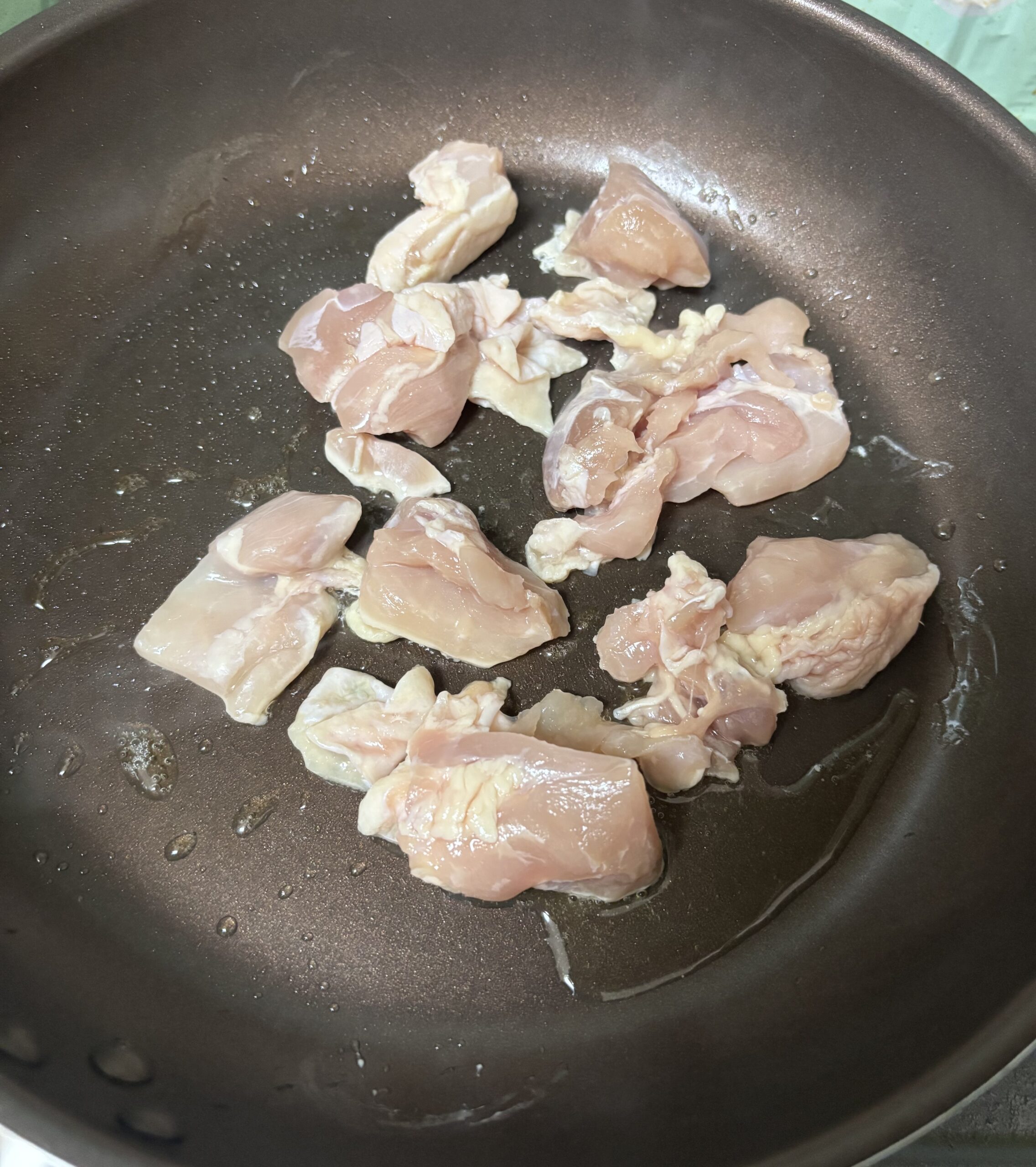 鶏肉を焼く