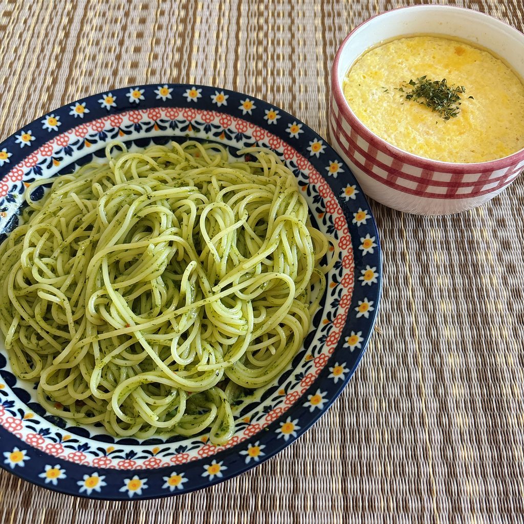ジェノベーゼソースを和えたパスタ